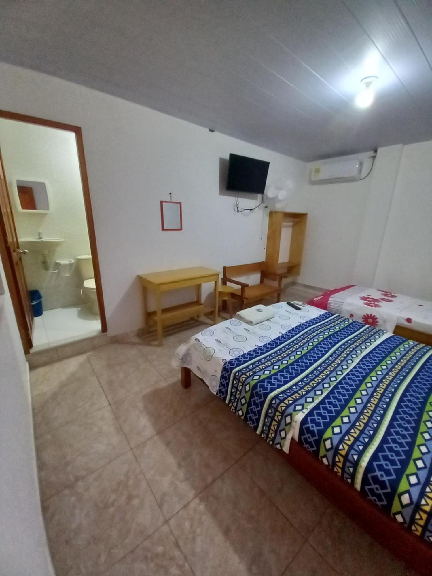 Hotel Chafo Leticia Habitación foto